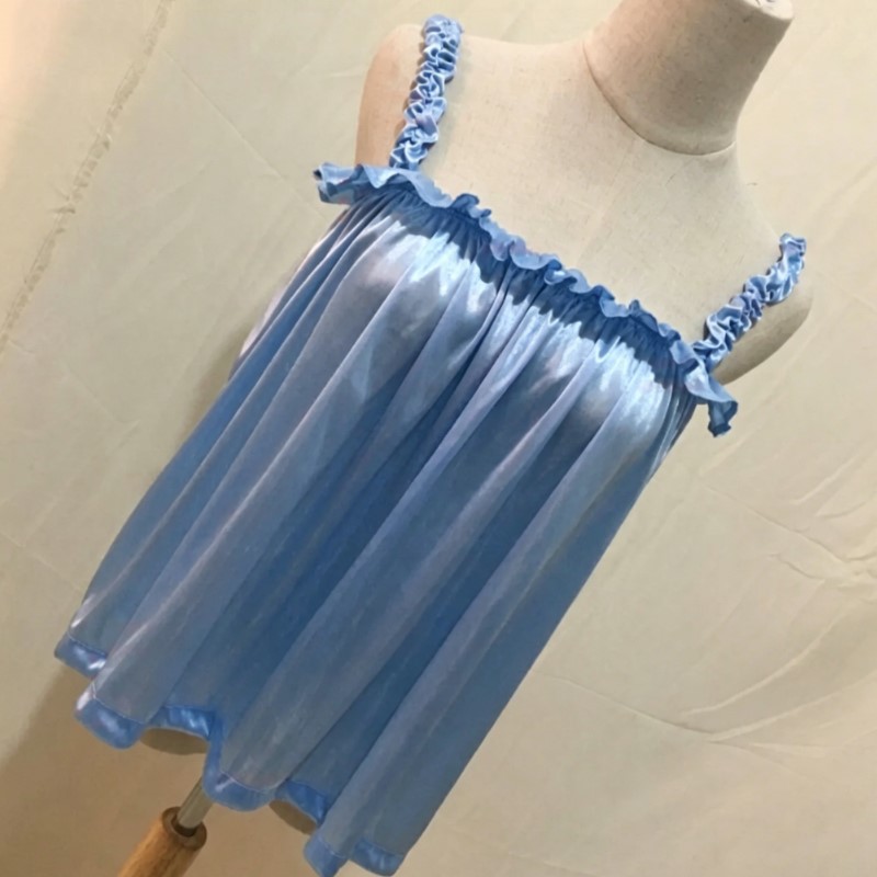 Suspender Tank Top - توب نسائي صيفي ناعم ولامع بحمالات